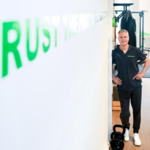 Massage therapy session 60 minutes