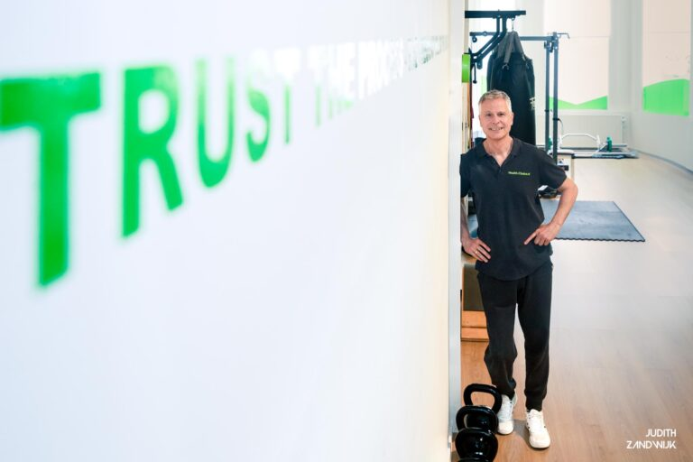 Massage therapy session 60 minutes